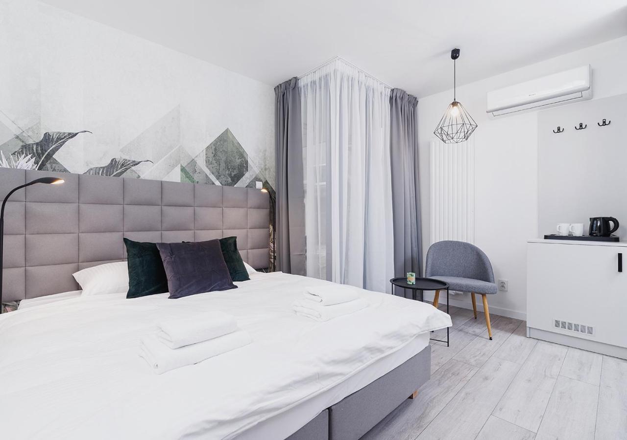 Wow! Aparthotel By Krakowmyplace Екстериор снимка