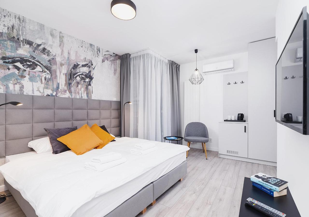 Wow! Aparthotel By Krakowmyplace Екстериор снимка